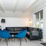 Luxury Retreat With Pool - By Traum Holiday home *