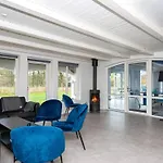 Luxury Retreat With Pool - By Traum Holiday home