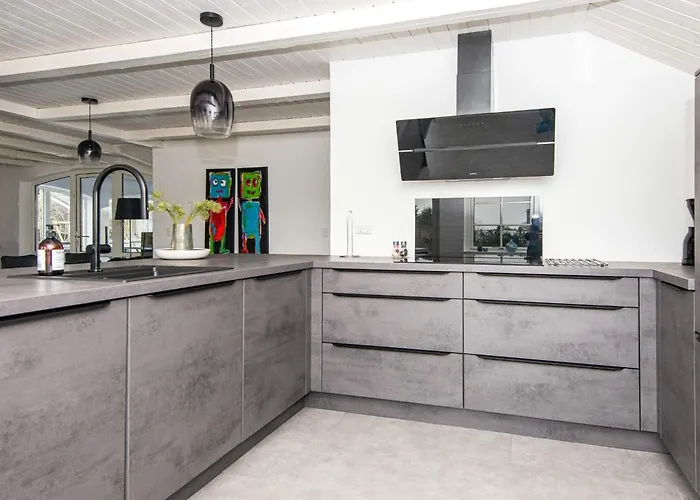 Prázdninový dům Luxury Retreat With Pool - By Traum Henne Strand