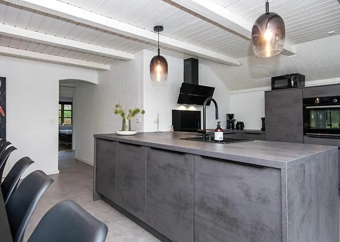 Luxury Retreat With Pool - By Traum Feriehus *