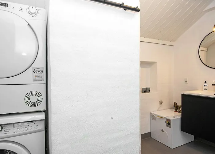 Luxury Retreat With Pool - By Traum Henne Strand